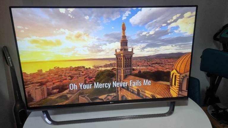 LG 49 INCH SMART 4K UHD PREMIUM 3D TV WITH WIFI,  FREEVIEW & FREESAT