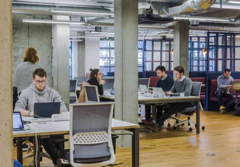 *Old Street* Private Offices: 8 to 50 desks | Serviced Office to Rent in N1