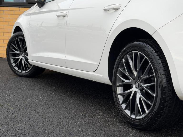 2018 SEAT Leon 1.2 TSI SE Dynamic Technology 5dr HATCHBACK PETROL Manual