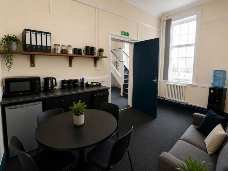 GROUND FLOOR OFFICE SPACE TO RENT – WELFORD ROAD, LEICESTER LE2