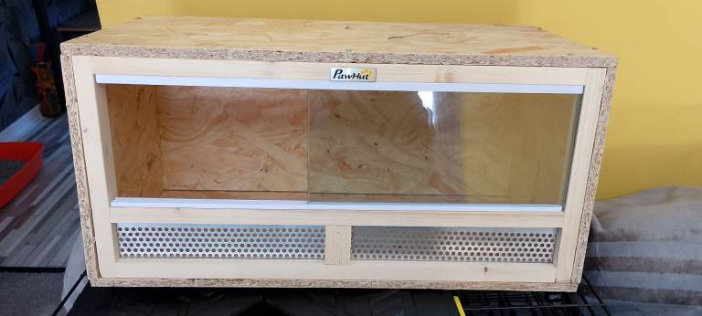 Small 60cm wooden vivarium New and accessories 