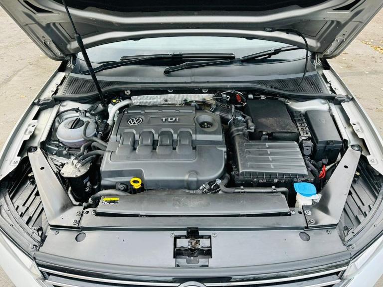 2016 Volkswagen Passat 2.0 TDI SE Business 5dr DSG ESTATE DIESEL Automatic