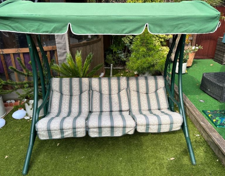 Green Garden Swing Seat with Canopy – Good Condition
