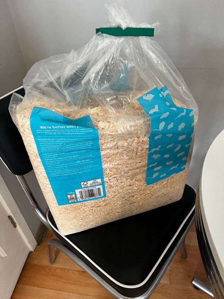 FREE Hamster cage and Sawdust for hamster