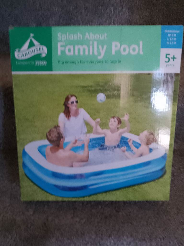 Paddling pool 