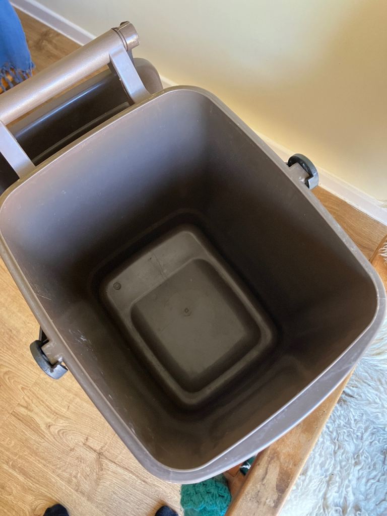 Brown Pet Food Storage Container with Lid and Handle