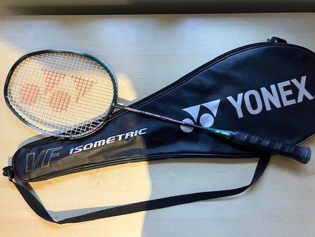 image for YONEX Isometric 96 VF Badmington Racket 