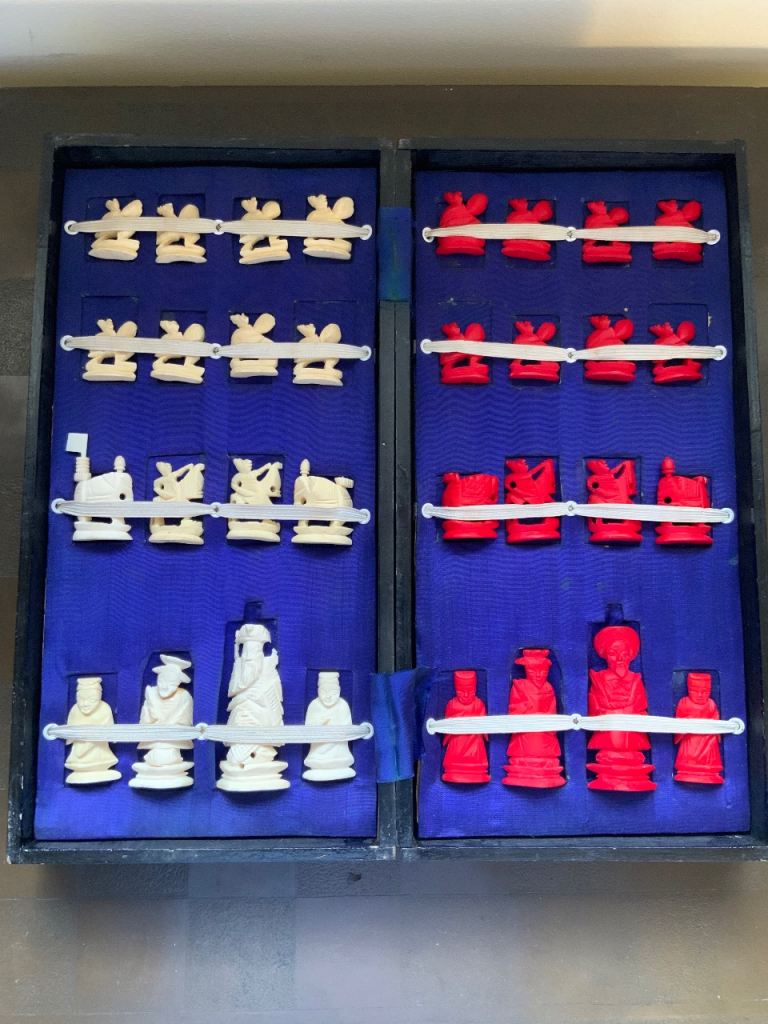 Rare Oriental Vintage Chess Set in Folding Box – Red and Cream Pieces