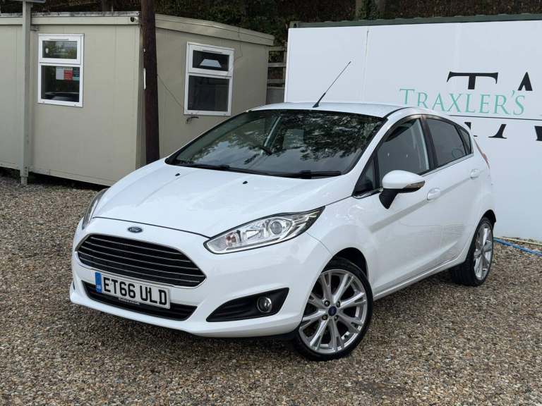 2017 Ford Fiesta 1.0 EcoBoost 125 Titanium 5dr HATCHBACK PETROL Manual