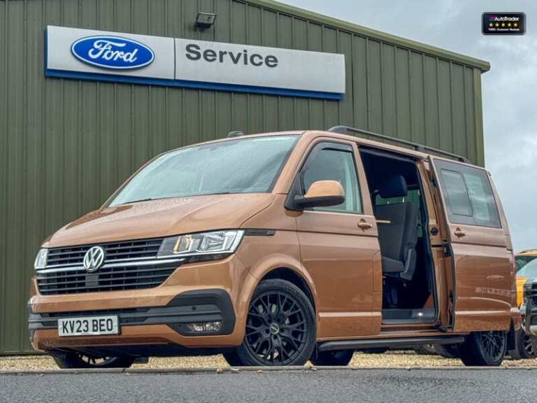 2023 Volkswagen Transporter Crew Cab LWB L2H1 T32 Tdi Kombi Highline Air Con Cam EURO 6 NO VAT Cr...