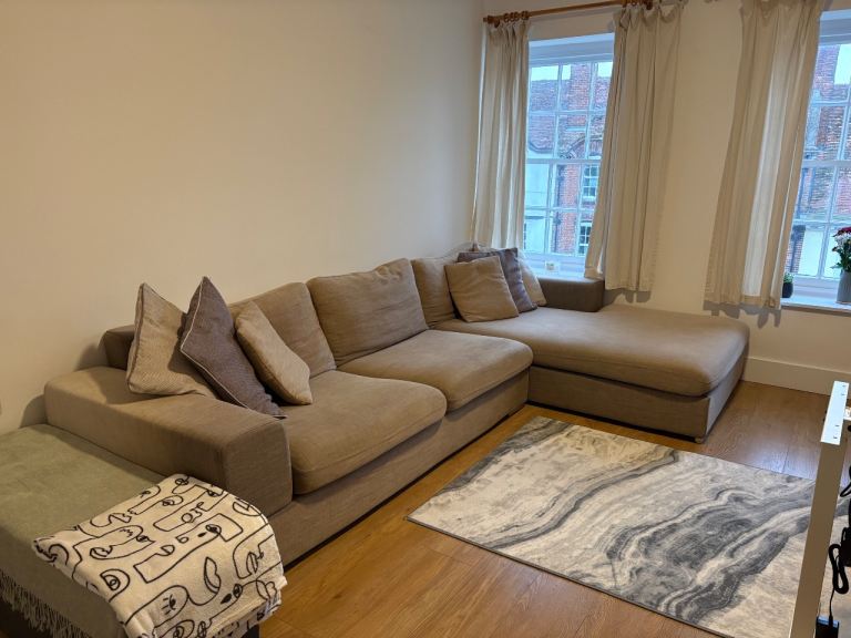 Beige Corner Sofa L 320cm x W 170cm (Corner) x H 60cm