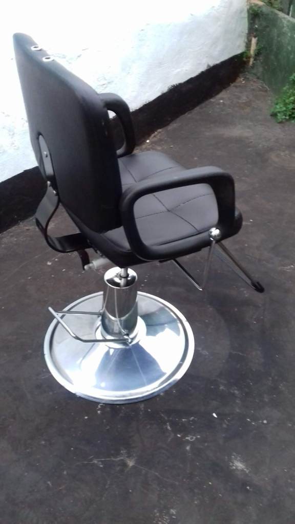 Barber's chair 