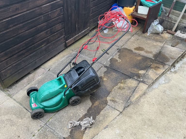Light weight lawnmower 