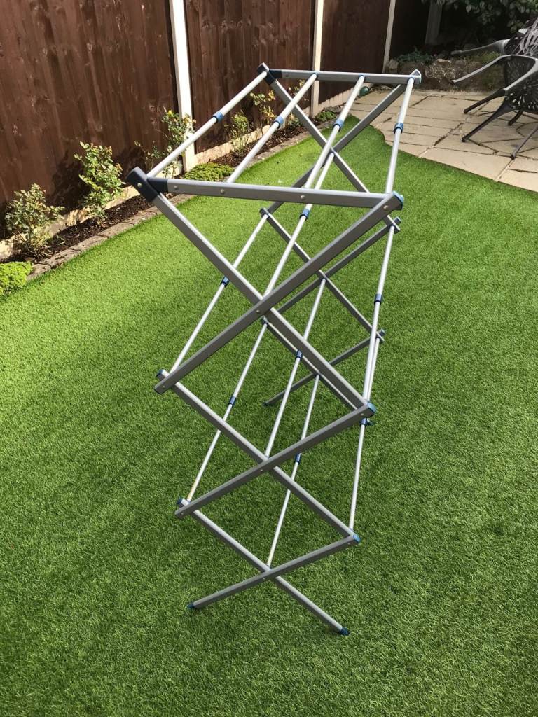 Expanding Steel Airer for Caravan/Motorhome 