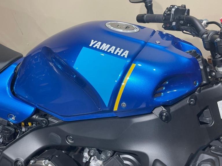 Yamaha XSR900 XSR 900 2023 model in Blue