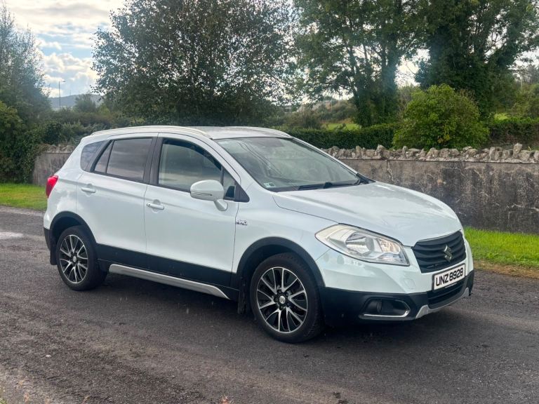 Suzuki, SX4 S-CROSS, Hatchback, 2015, Manual, 1586 (cc), 5 doors