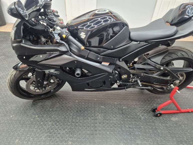 Suzuki, GSX-R 1000 2005 gsxr K5 gixxer