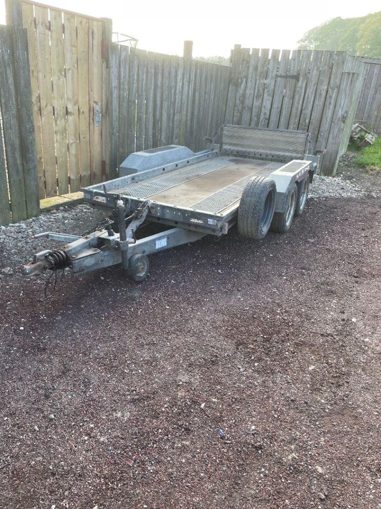 Trailer - Tilt Bed - Brian James - Plant Trailer - Woodchipper - Stump Grinder