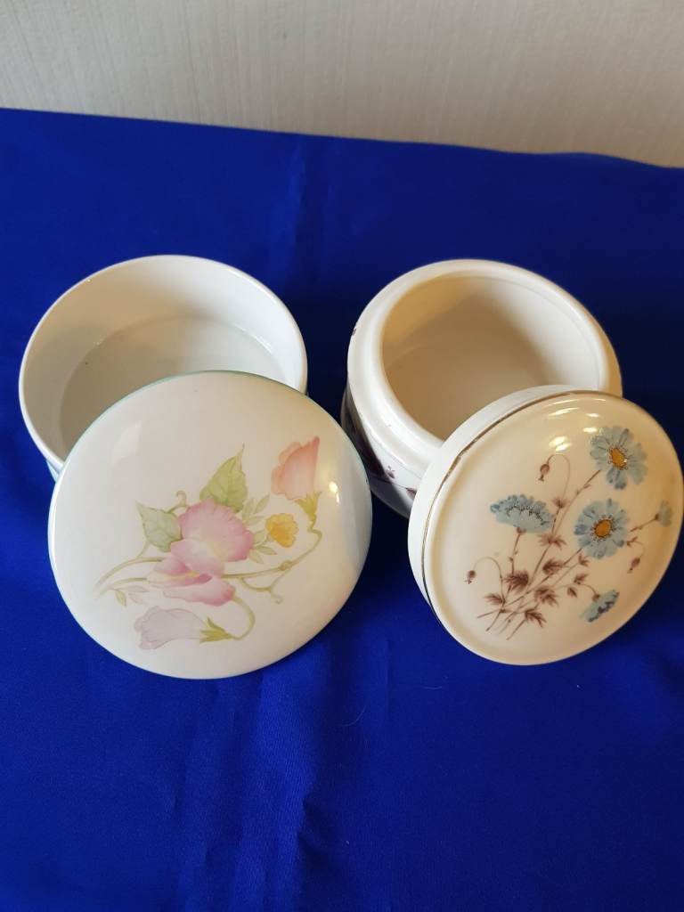 Vintage Sadler Ceramic Trinket Boxes.