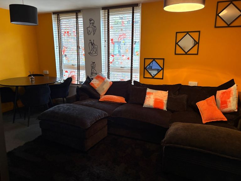 1 bed Covent Garden for 1 bed central with balcony