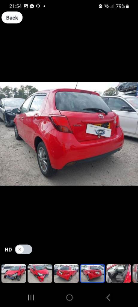 Toyota yaris 2016 breaking 