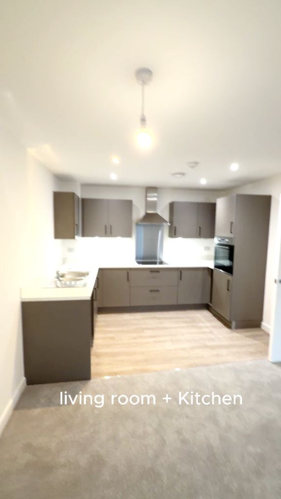 Brand-New 2-Bedroom 2 Bathroom huge flat | Prime NE8 Location