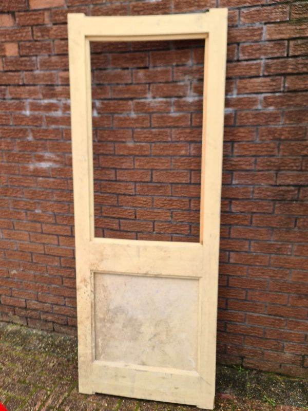 2XG external door