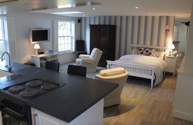 Stunning Studio Annex in gorgeous rural village close to Oxford