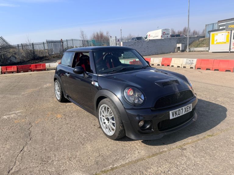 Mini Cooper S - HUGE SPEC
