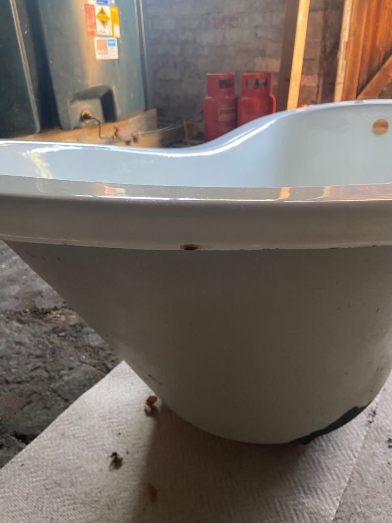 Original Cast Iron Roll Top Slipper Bath