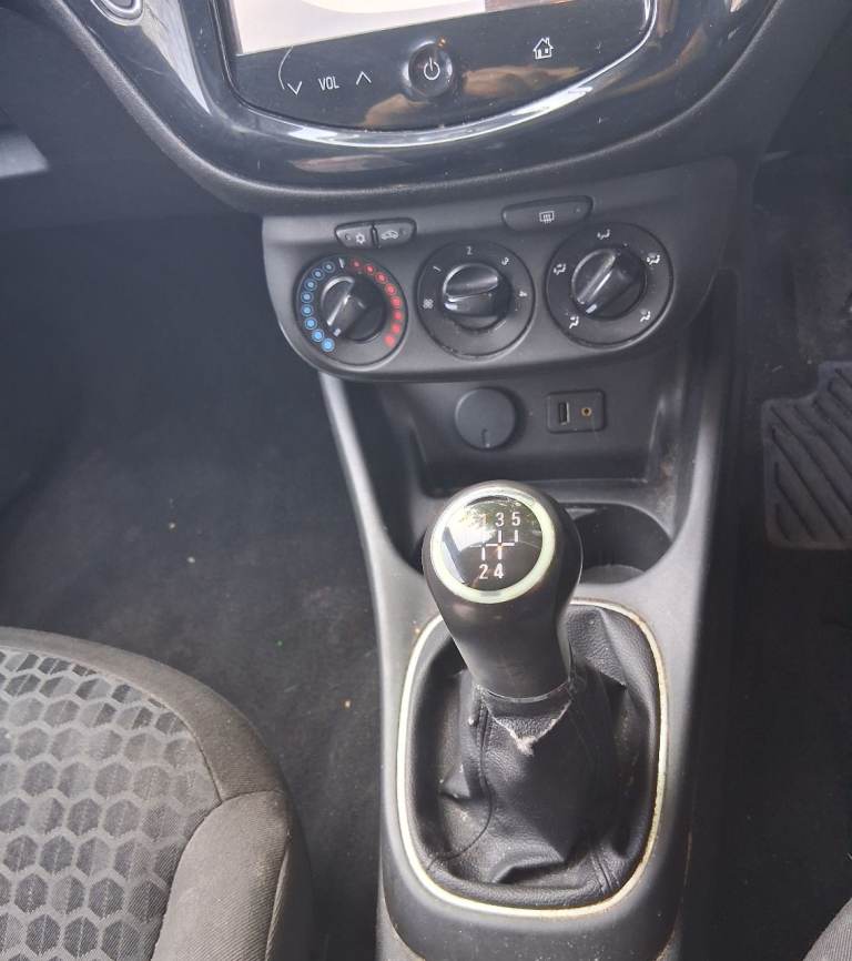 Vauxhall corsa 2015 petrol 1.4 5 doors ulez compliant 