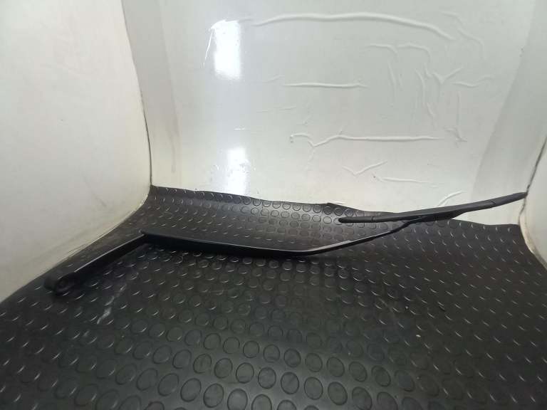 Toyota Corolla Wiper Arm 2018-2026 5 Door Hatchback