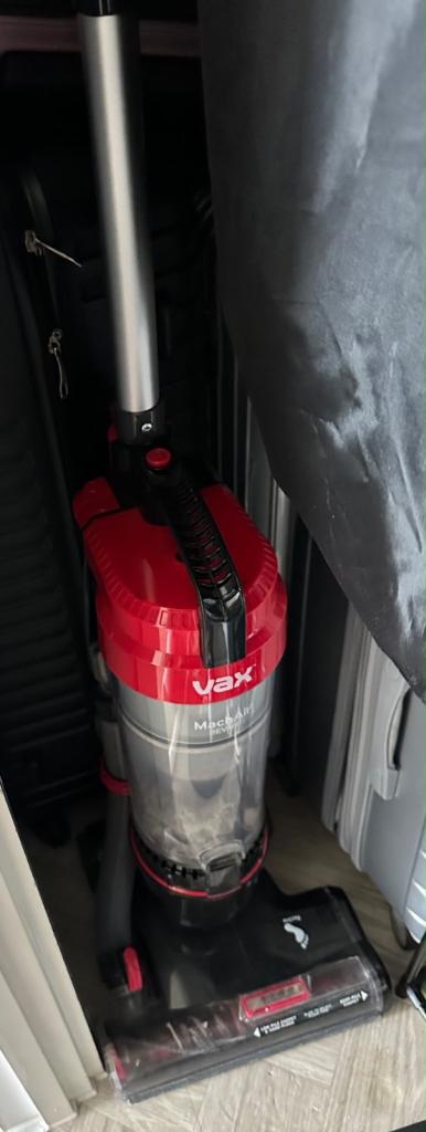 Vax Mach Air Revive Vacuum Cleaner - Red, Good Condition