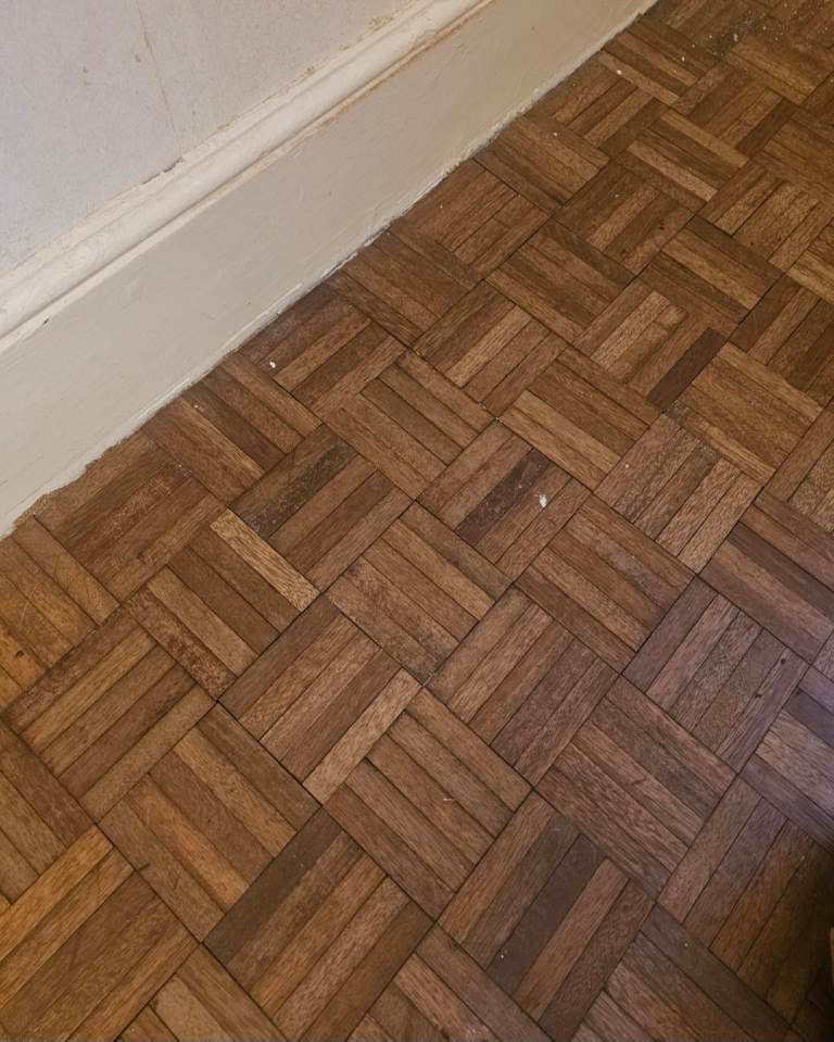 Reclaimed teak finger block parquet floor