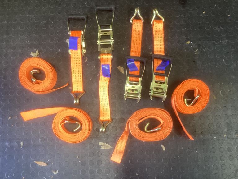 RATCHET STRAPS X 4 WITH COMFORT HANDLE 5M LONG 50mm wide ONLY USED A FEW TIMES 