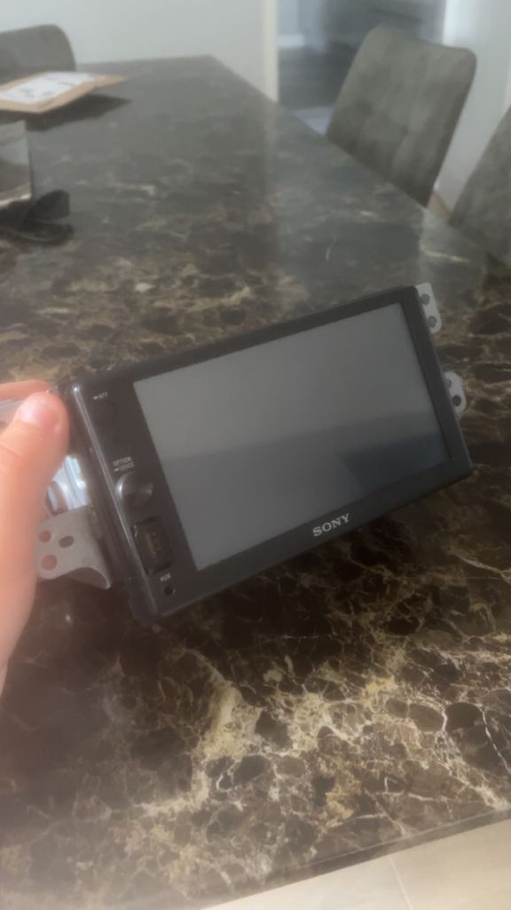 Sony XAV-AX1000 Fully Working CarPlay Unit