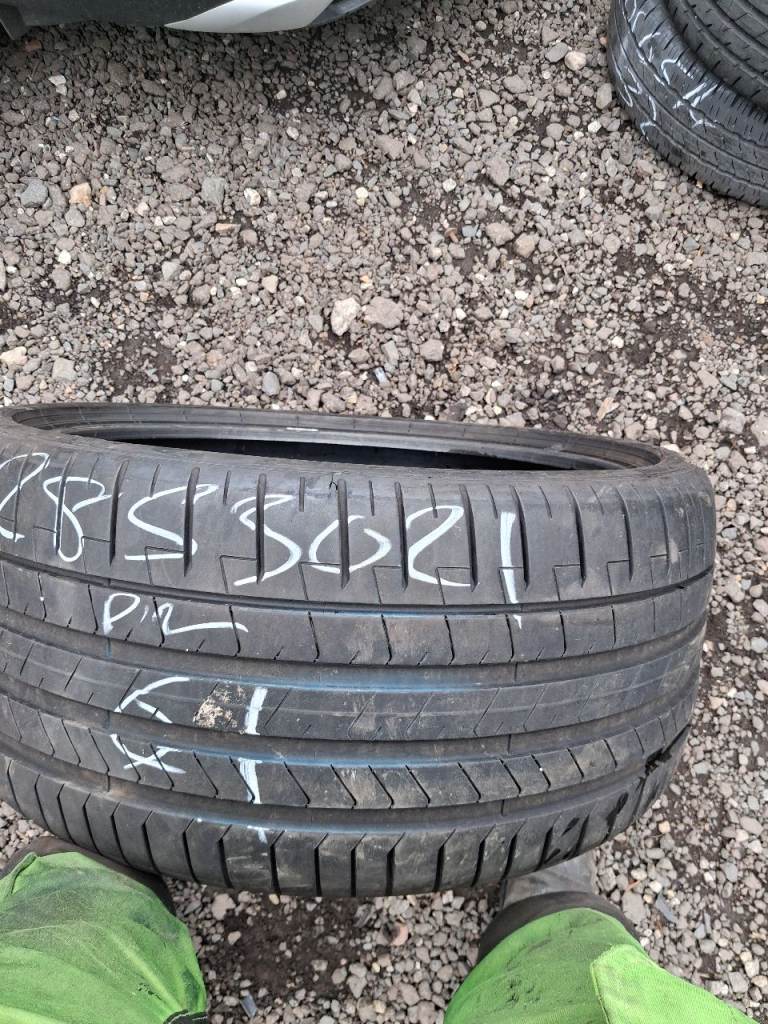 2853021 Pirelli Part worn tyres nearlt new tires