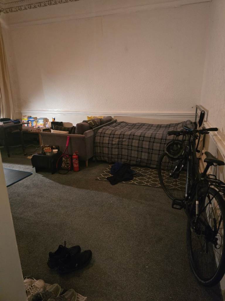 Furnished 1 bedroom - 2min walk from Glasgow Uni