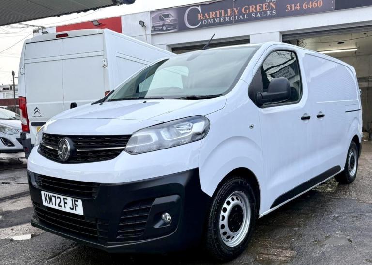 VAUXHALL VIVARO 1.5 Turbo D 2700 Dynamic 2023