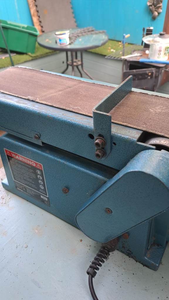 Clarke 4" Belt & 6" Disc Sander - Fair Condition