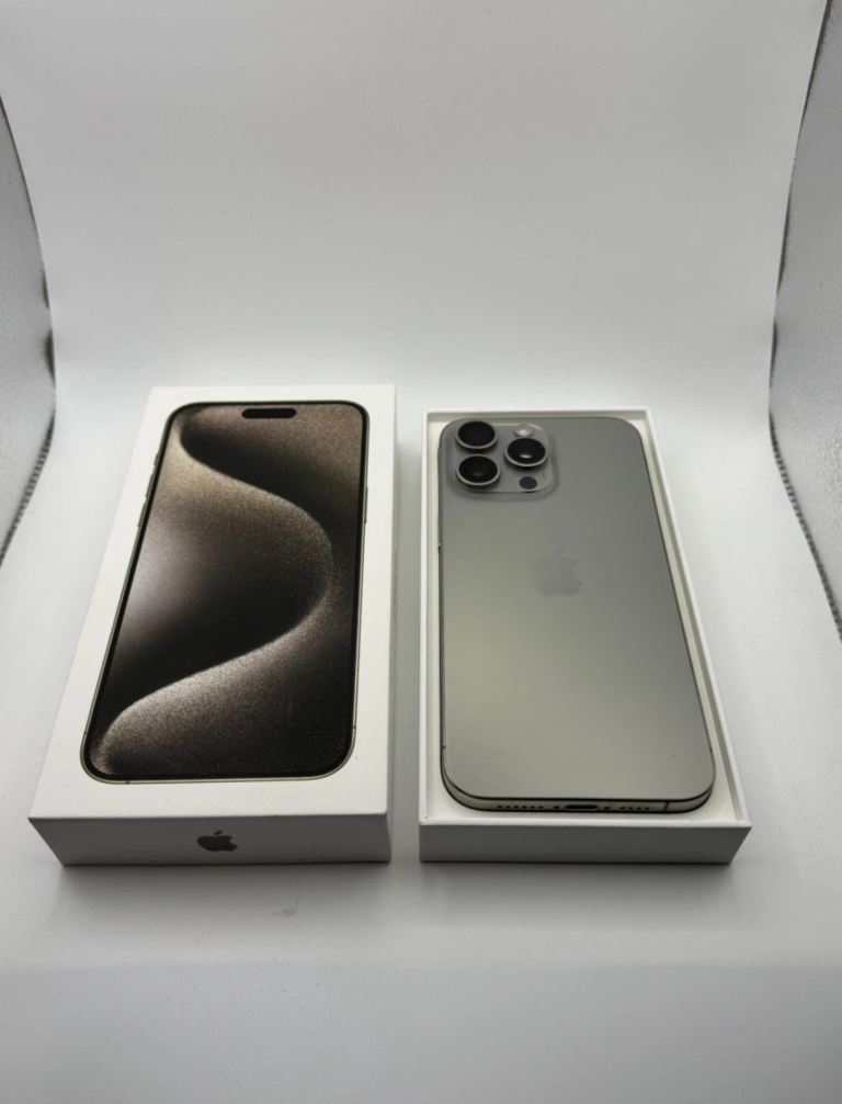 iPhone 15 PRO MAX 256 GB TITANIUM GREY EXCELLENT MINT CONDITION