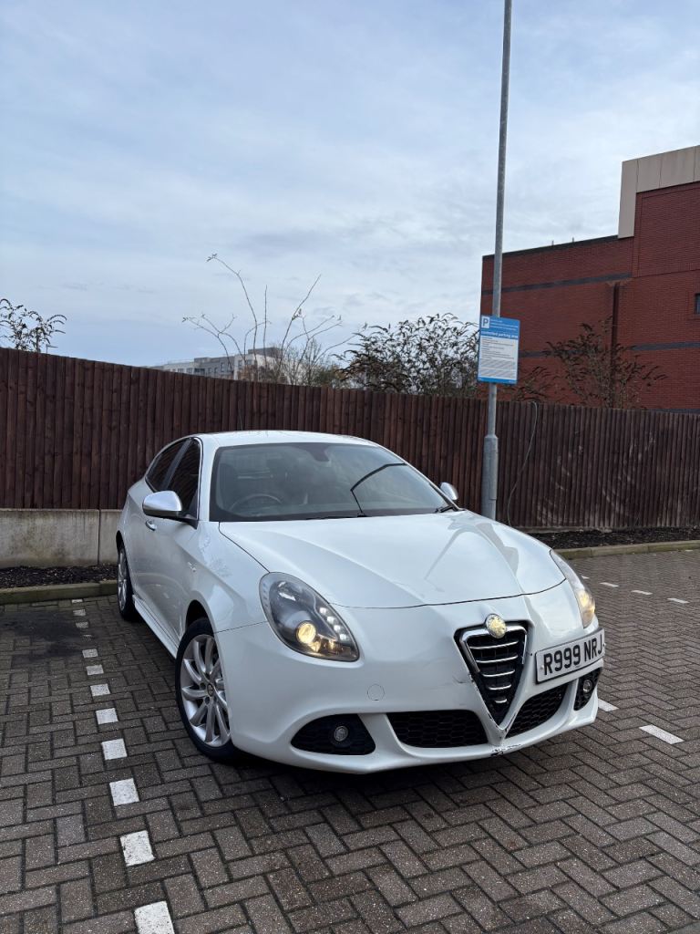 Alfa Romeo, GIULIETTA, Hatchback, 2011, Manual, 1368 (cc), 5 doors