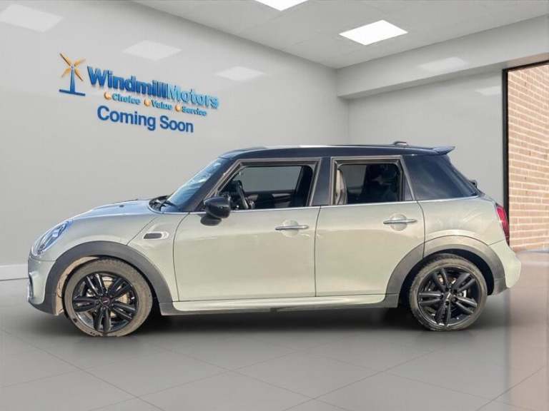  MINI Hatch 1.5 Cooper Sport Steptronic Euro 6 (s/s) 5dr Petrol Automatic