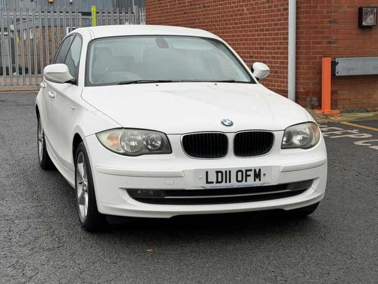 2011 BMW, 1 SERIES, Spirt 2.0 Petrol 5 Door Manual  Hatchback White Low Mileage 