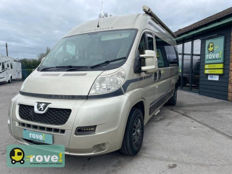 Autosleeper Sussex Duo 2 berth 2 belt end lounge campervan