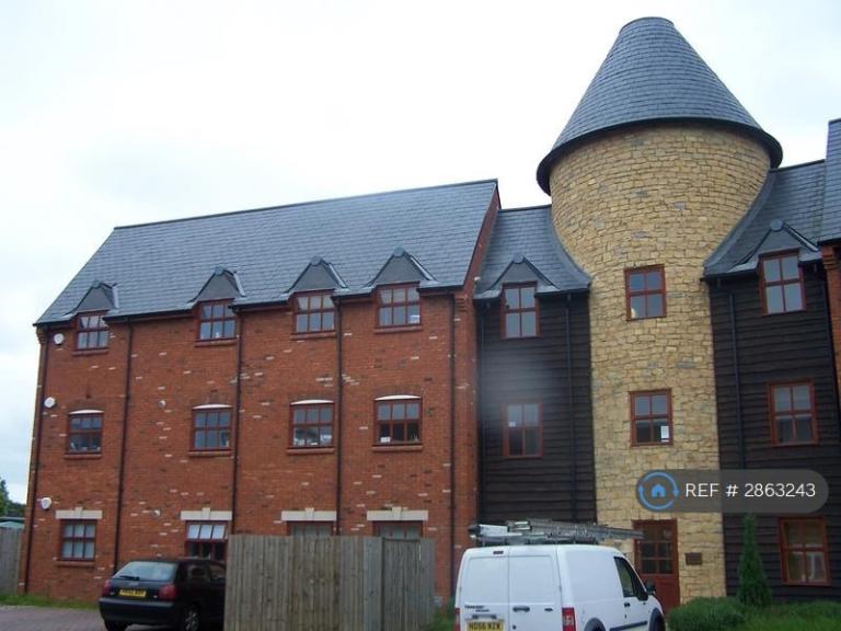 2 bedroom flat in Islington Grove, Monkston Park, Milton Keynes, MK10 (2 bed) (#2863243)