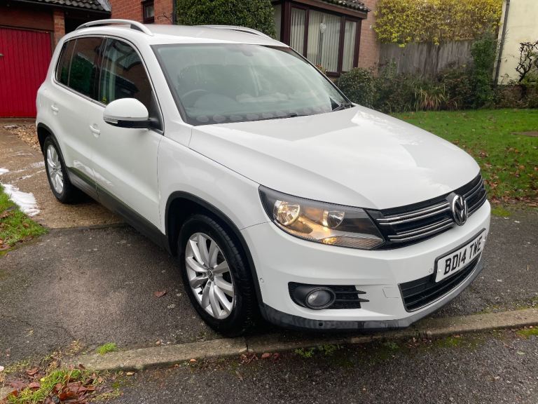 Volkswagen, TIGUAN, Estate, 2014, Manual, 1968 (cc), 5 doors