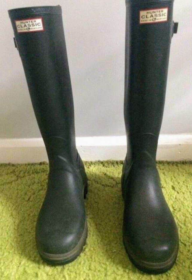Hunter Classic Wellies, Size 8 – Green, Good Condition