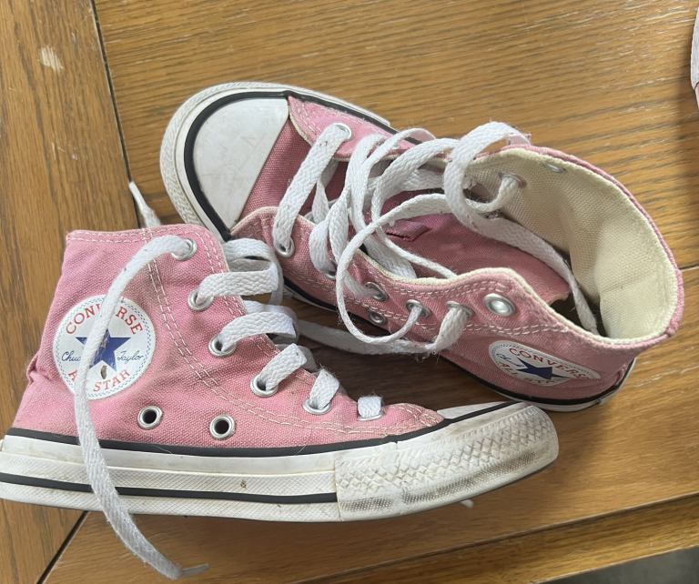 Children’s converse size 11