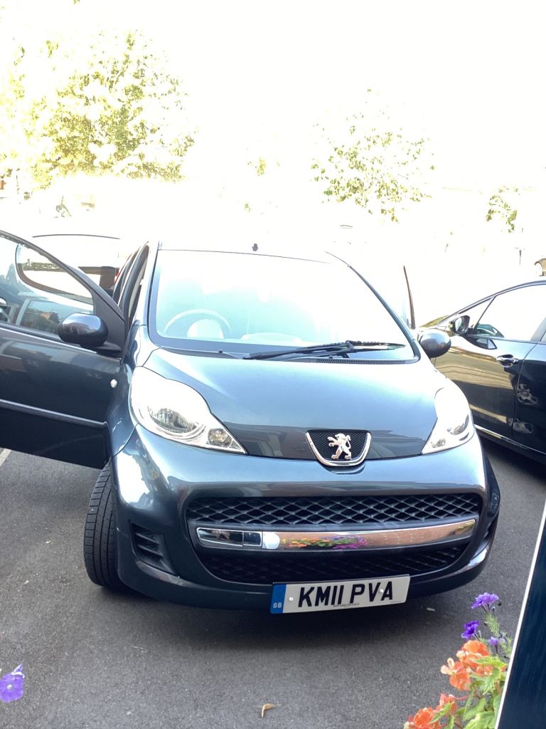 Peugeot, 107, Hatchback, 2011, Manual, 998 (cc), 5 doors